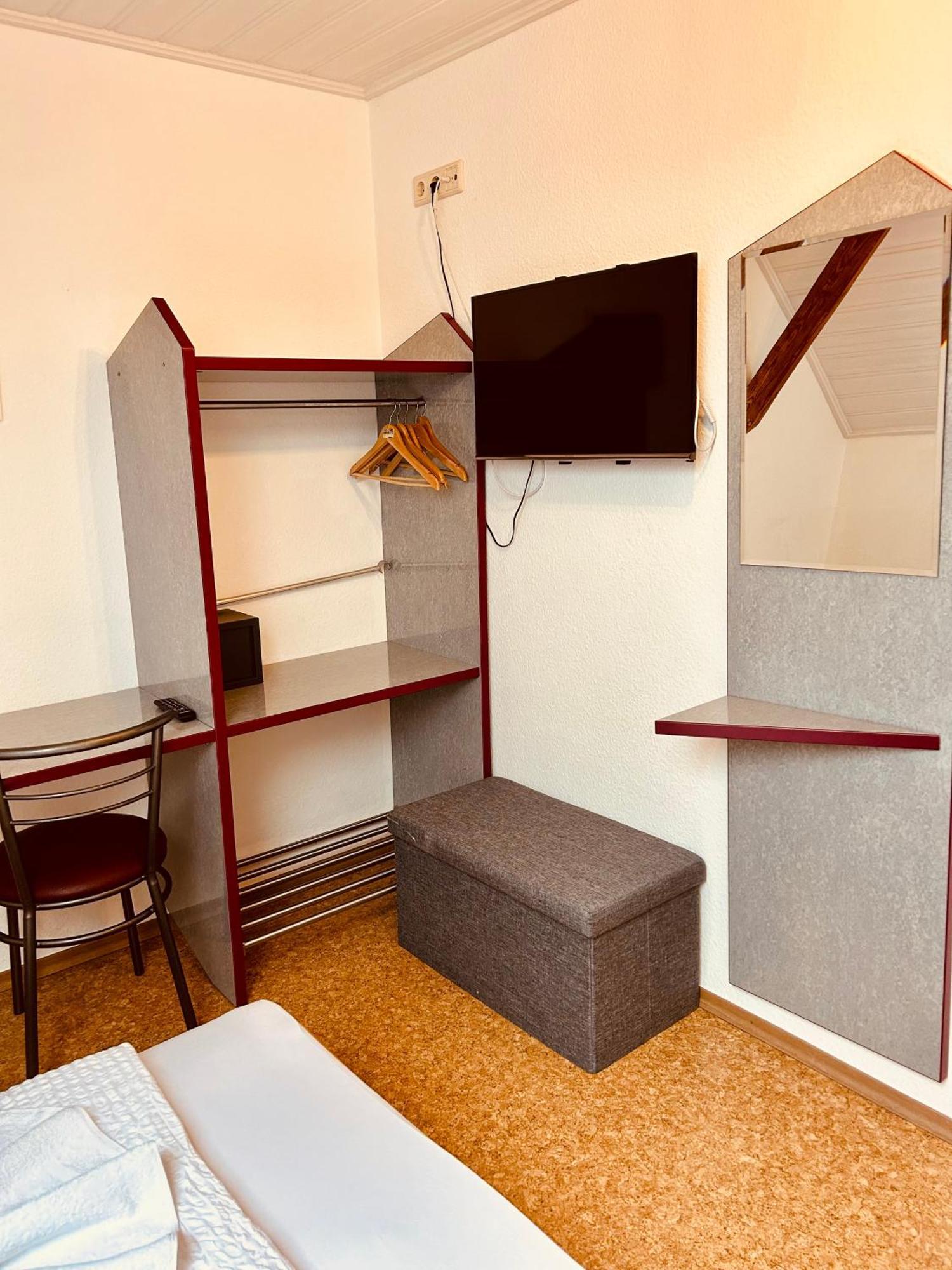 Gaestehaus Spoth Hotel Rust Bagian luar foto